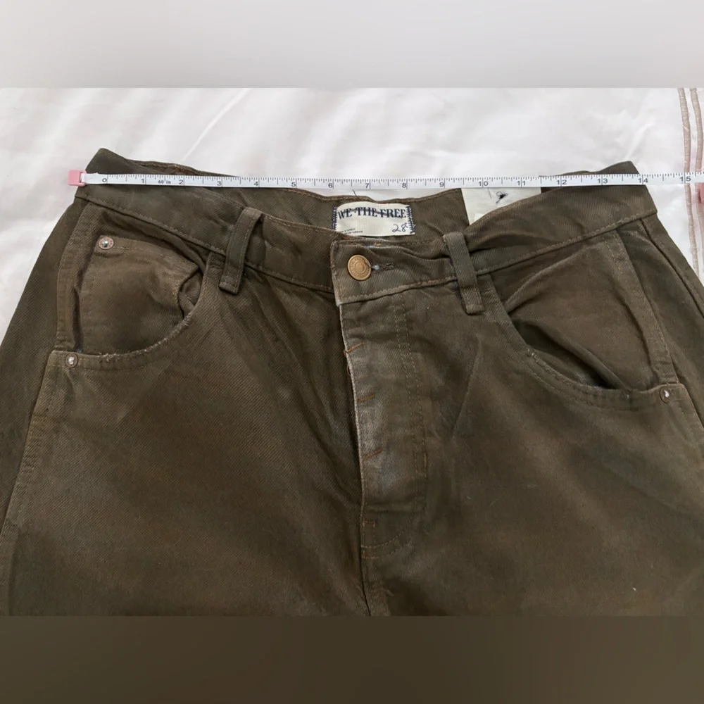 We The Free: FREE PEOPLE We The Free - Good Luck
Coated Jeans - Picture 10 of 12
